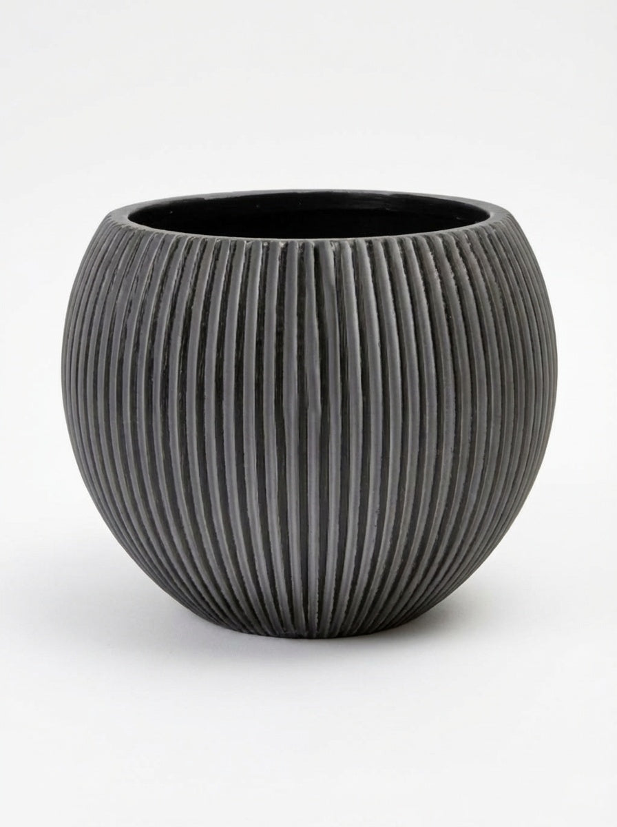 Кашпа Vase ball groove, Сива